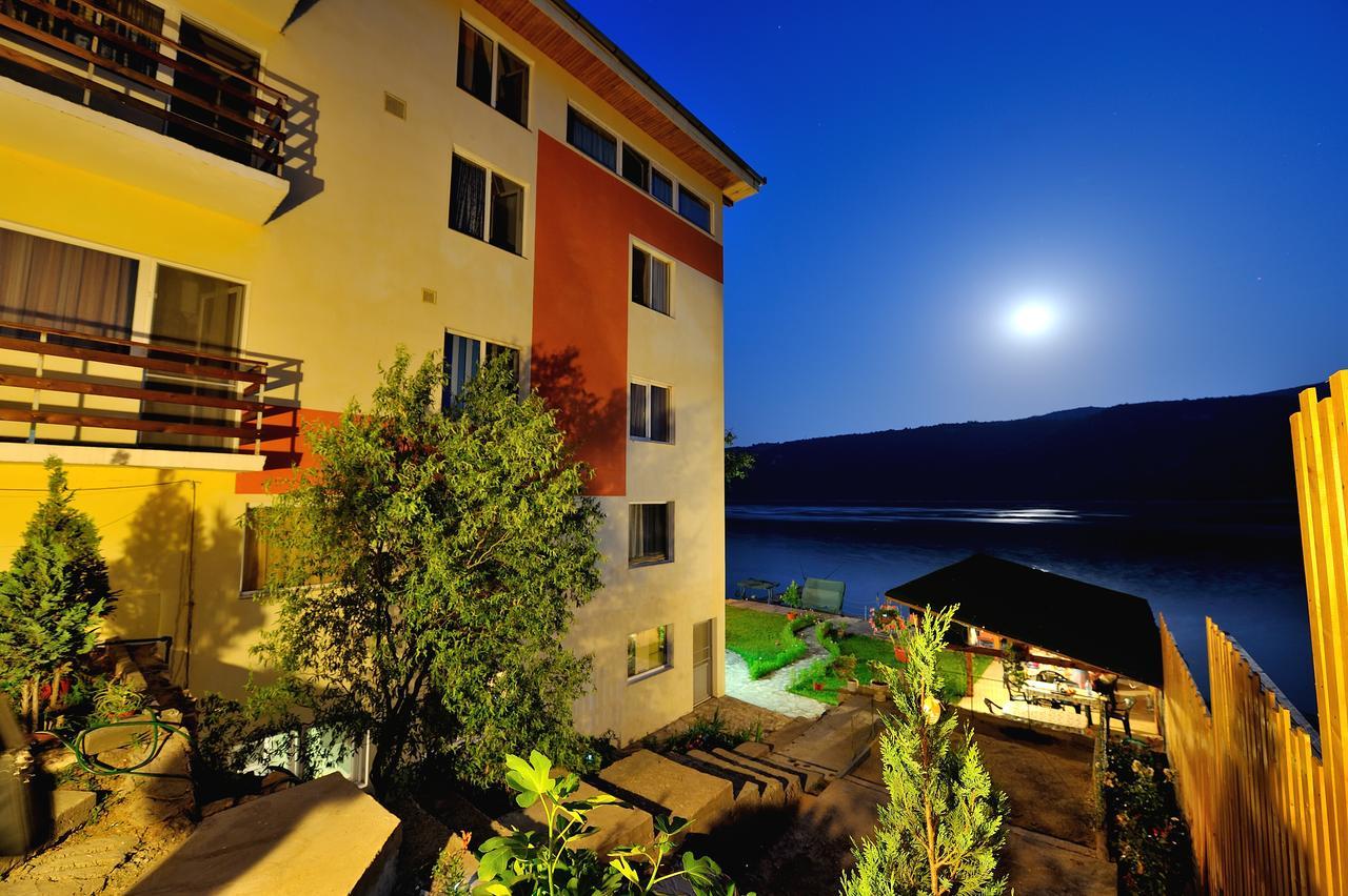 Casa Ana Serena Ieşelniţa Εξωτερικό φωτογραφία